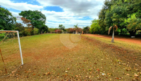 Chácara à venda com 3 quartos, sendo 1 suíte,  em Chácara Flora Araraquara, Araraquara, SP