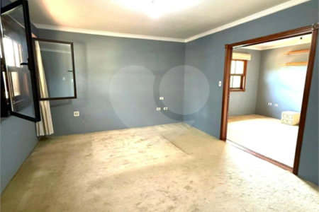 Casa à venda com 5 quartos, sendo 3 suítes,  em Jardim Leonor, São Paulo, SP