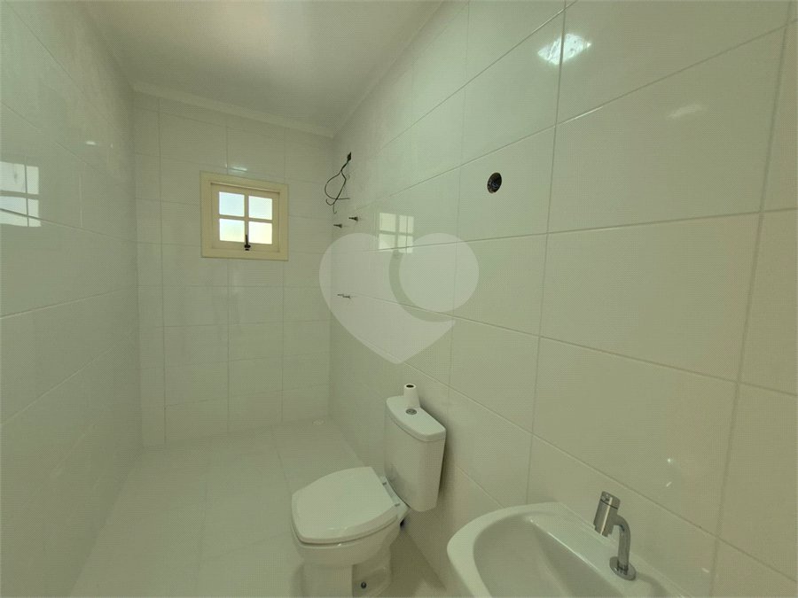 Casa à venda com 2 suítes no condomínio Alpes da Cantareira, Mairiporã - SP