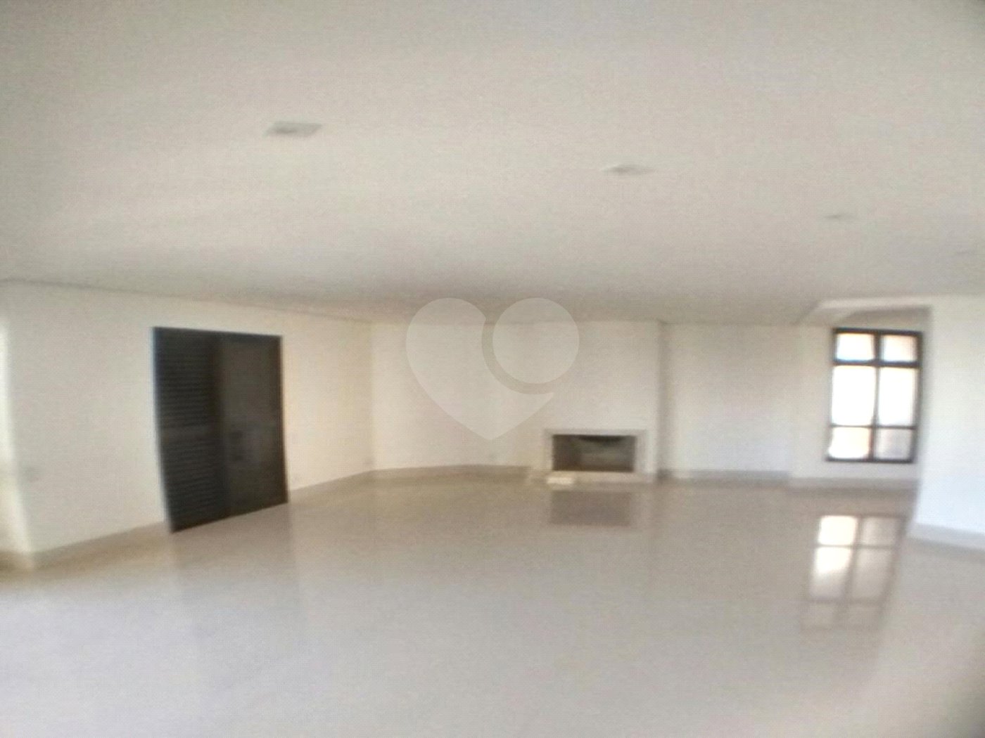 Apartamento à venda com 3 suítes em Vila Suzana, São Paulo, SP