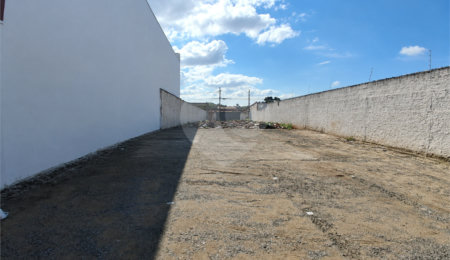 Terreno à venda em Vila Hungria, Itapetininga, SP