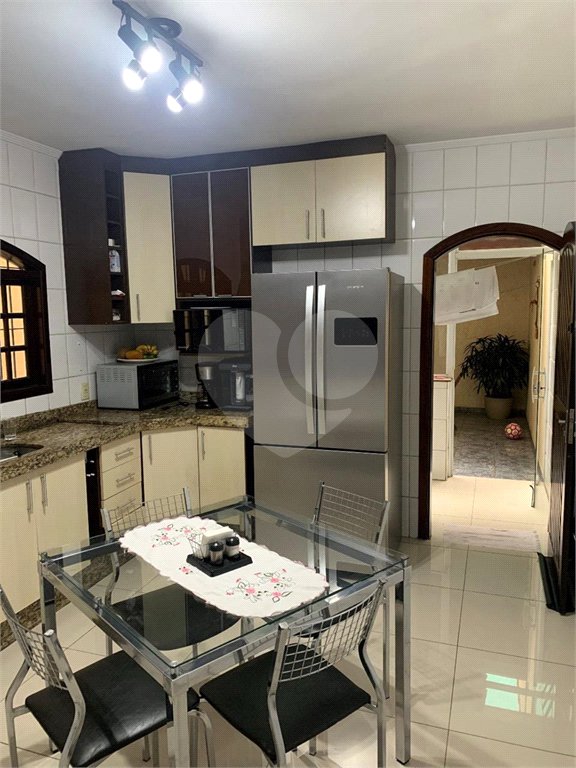 Casa à venda com 3 quartos, sendo 1 suíte, em Vila Fátima, Guarulhos, SP