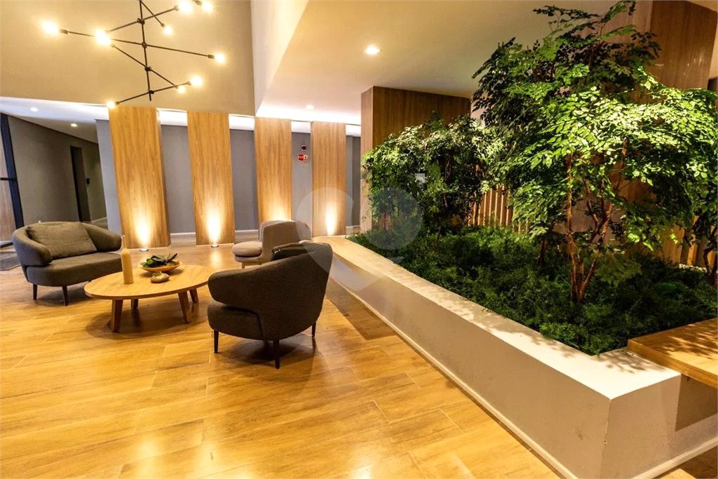 Apartamento à venda com 3 quartos, sendo 1 suíte, em Vila Anastácio, São Paulo, SP
