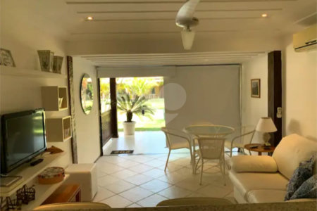 Casa em condomínio à venda com 1 quarto em Geribá, Armação dos Búzios, RJ