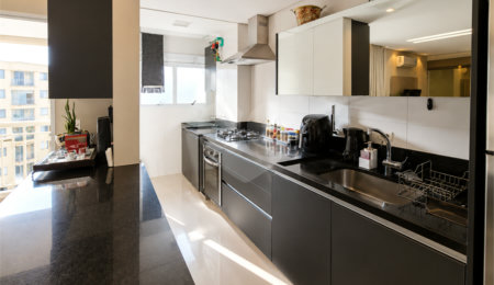 Apartamento à venda com 2 quartos, sendo 1 suíte,  em Morumbi, São Paulo, SP