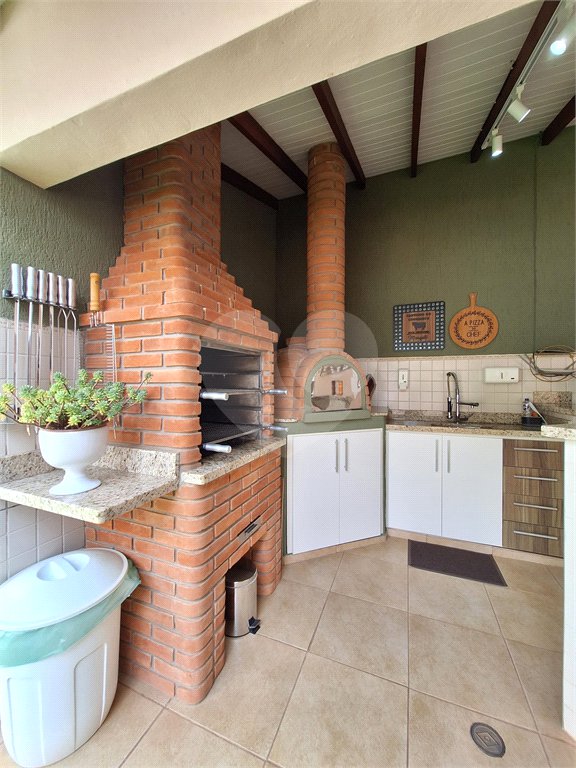 Casa à venda com 3 suítes no condomínio Residencial Villa Di Treviso, Vinhedo - SP