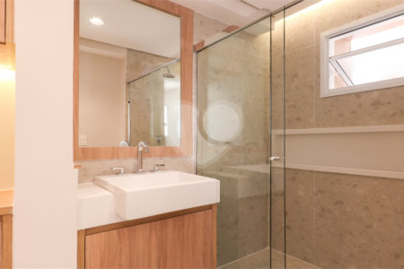 Apartamento à venda com 2 quartos, sendo 1 suíte,  em Vila Uberabinha, São Paulo, SP