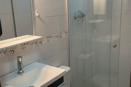 Casa à venda com 4 quartos, sendo 1 suíte, em Vila Cordeiro, São Paulo, SP