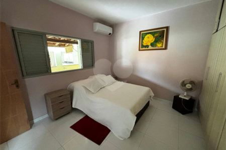 Casa à venda com 4 quartos, sendo 2 suítes, no condomínio Zuleika Jabour, Salto - SP