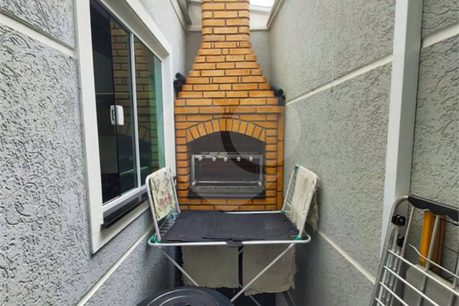 Sobrado à venda com 2 suítes em Vila Constança, São Paulo, SP