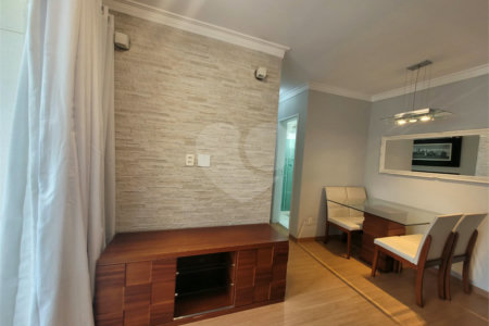Apartamento para alugar com 2 quartos em Vila Anastácio, São Paulo, SP