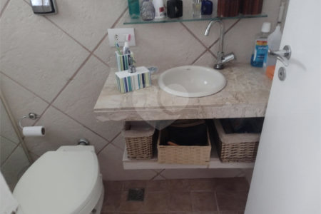 Sobrado à venda com 3 suítes em Santana, São Paulo, SP
