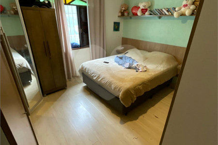 Casa à venda com 3 quartos, sendo 1 suíte, em Vila Júlia, Poá, SP
