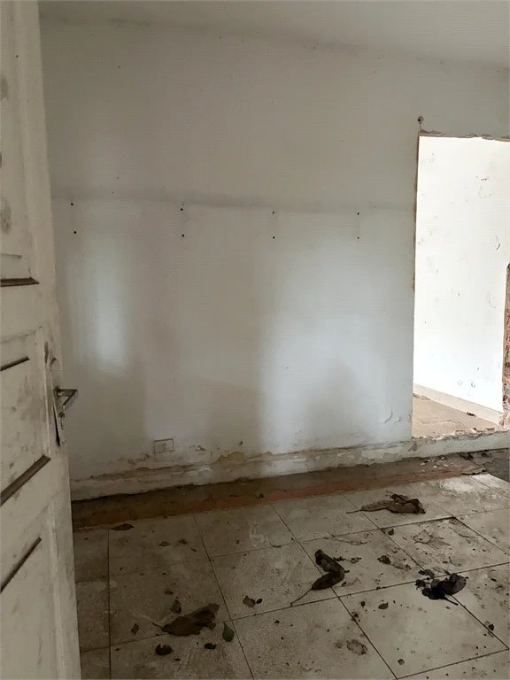 Casa à venda com 3 quartos em Bela Aliança, São Paulo, SP