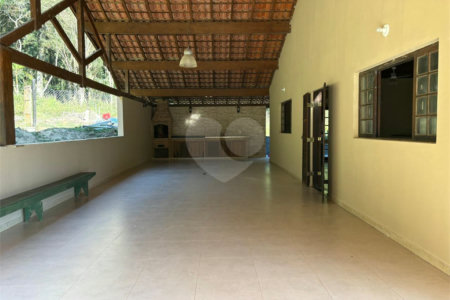 Sítio à venda com 3 suítes, em Jardim Guaçu, São Roque, SP