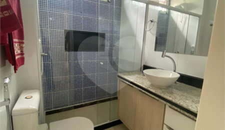Casa em condomínio à venda com 2 quartos, sendo 1 suíte,  no Centro (mangue), Armação dos Búzios, RJ