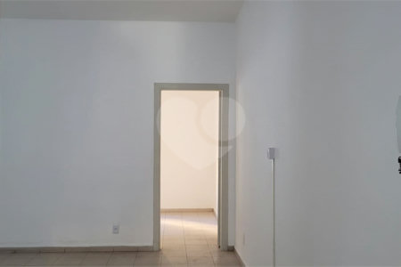 Apartamento à venda com 2 quartos em Aclimação, São Paulo, SP