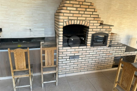 Casa à venda com 4 quartos, sendo 1 suíte, em Vila Santana, Sorocaba, SP