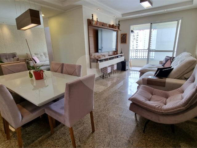 Apartamento à venda com 3 quartos, sendo 1 suíte,  em Jardim Marajoara, São Paulo, SP