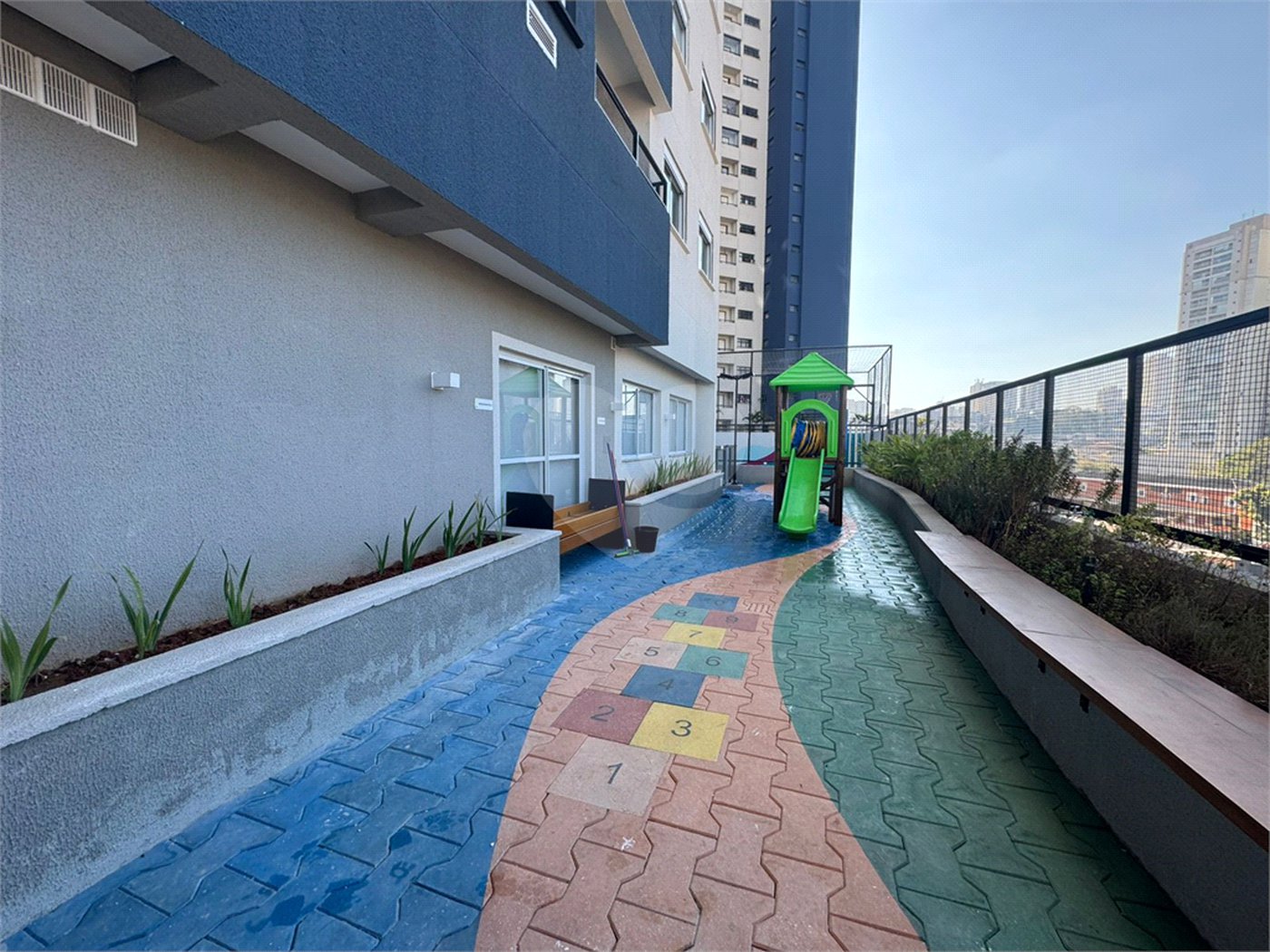 Apartamento à venda com 2 quartos, sendo 1 suíte, em Vila Rosália, Guarulhos, SP