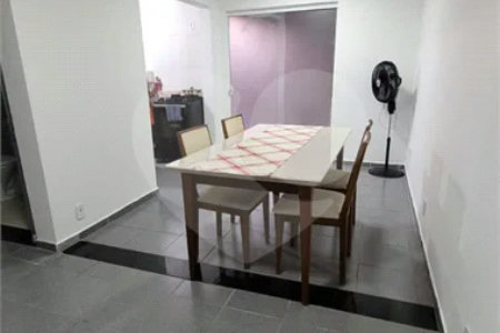Casa à venda com 3 quartos no Parque Santana.