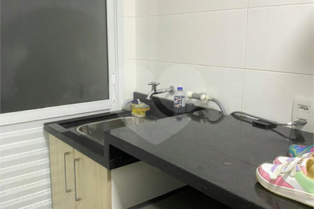 Casa à venda com 3 quartos, sendo 1 suíte,  no condomínio Vida Verde 1, Suzano - SP