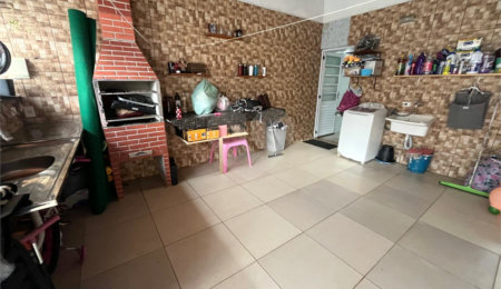 Sobrado à venda com 3 quartos, sendo 2 suítes,  em Jardim São Pedro, Mogi das Cruzes, SP