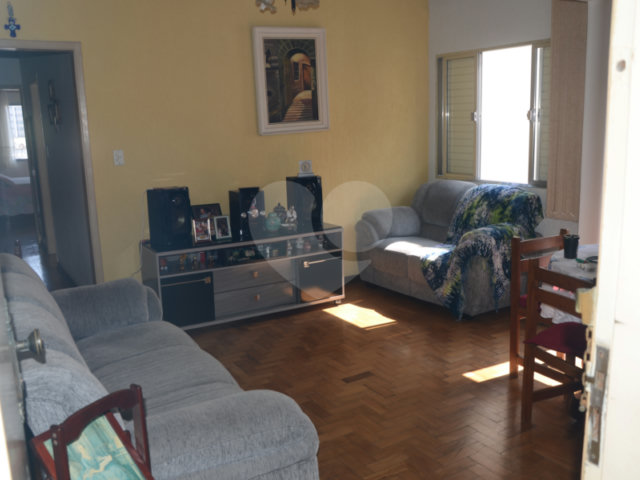 Apartamento à venda com 2 quartos, sendo 1 suíte,  em Itararé, São Vicente, SP