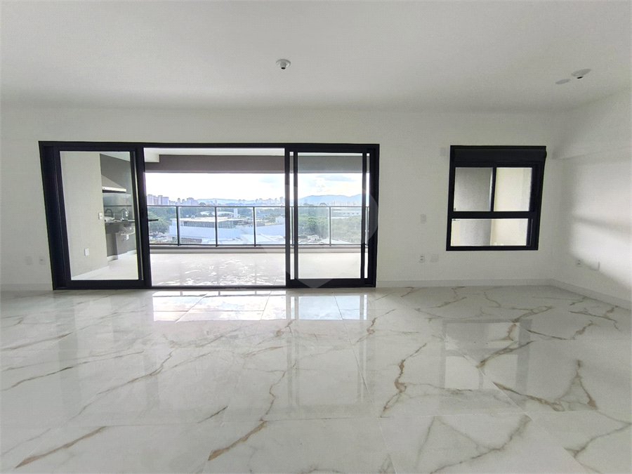 Apartamento à venda ou para alugar com 3 suítes em Água Branca, São Paulo, SP