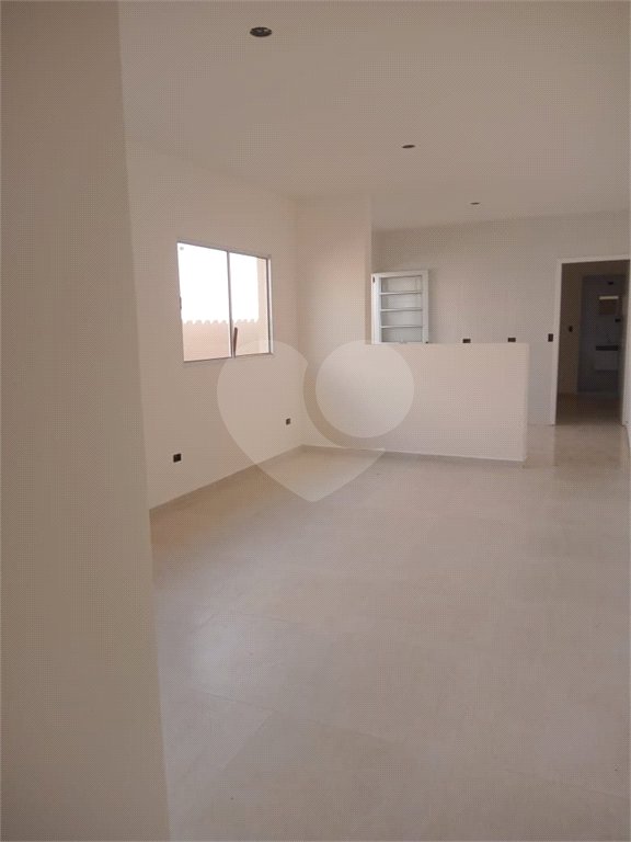 Casa à venda com 2 quartos, sendo 1 suíte,  em Reneville, Mairinque, SP