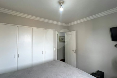 Apartamento à venda com 3 quartos em Jardim Esmeralda, São Paulo, SP