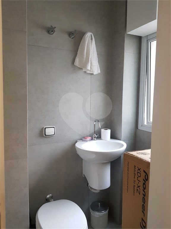 Apartamento à venda com 2 quartos, sendo 1 suíte, em Higienópolis, São Paulo, SP