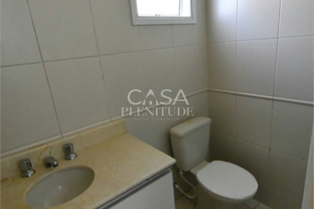 Sobrado à venda com 3 quartos, sendo 1 suíte, em Jardim Pagliato, Sorocaba, SP