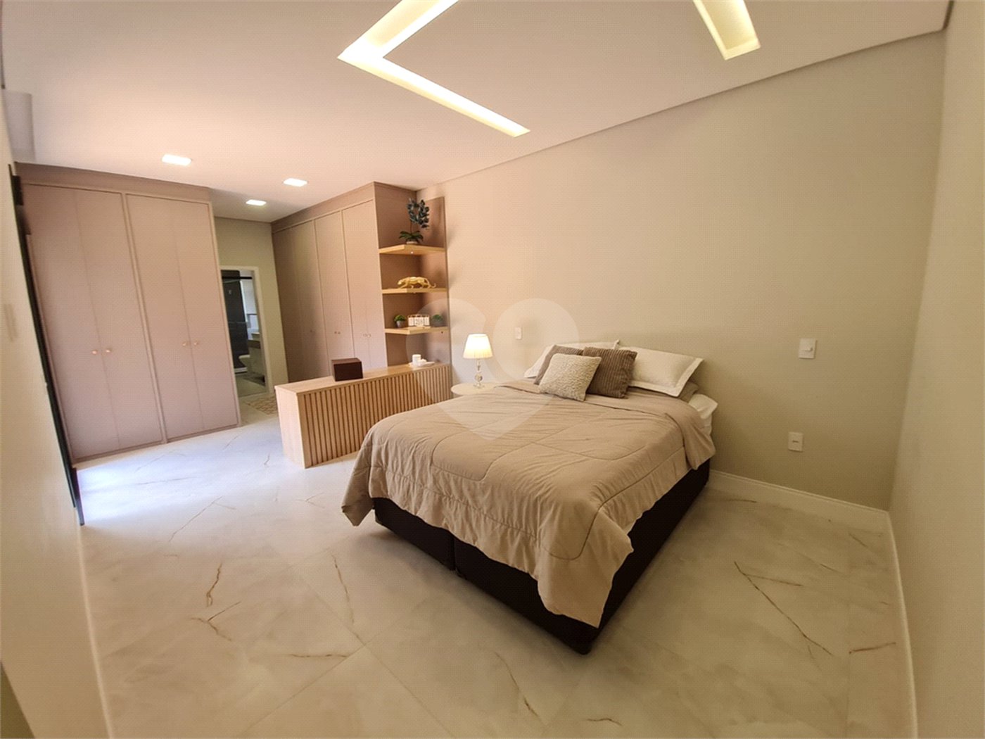 Casa à venda com 3 suítes no condomínio Residencial Duas Marias, Indaiatuba - SP