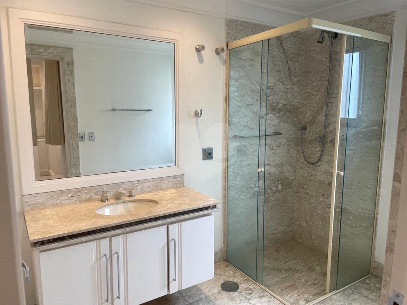 Apartamento à venda com 4 suítes em Vila Suzana, São Paulo, SP