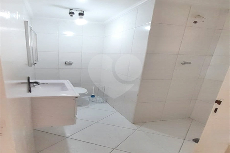 Sobrado à venda com 4 quartos, sendo 3 suítes, em Vila Maria Alta, São Paulo, SP