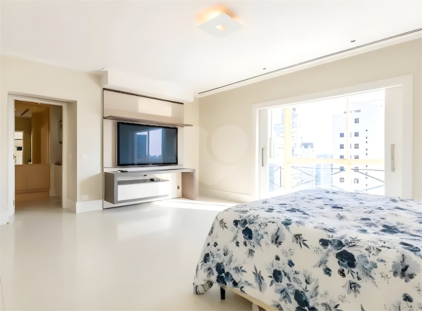 Apartamento à venda com 4 quartos, sendo 3 suítes, em Jardim Paulistano, São Paulo, SP