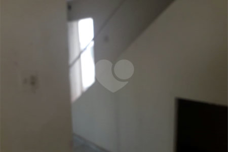 Casa Térrea à venda com 4 quartos, sendo 1 suíte, em Vila Constança, São Paulo, SP