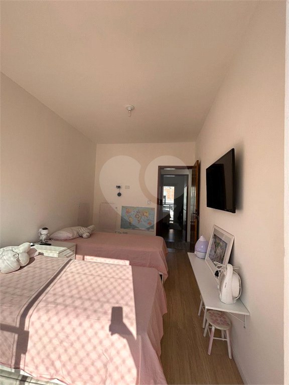 Sobrado à venda com 3 quartos, sendo 1 suíte,  em Villa Di Cesar, Mogi das Cruzes, SP