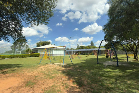 Casa à venda com 4 quartos, sendo 1 suíte,  no condomínio Portobello Sorocaba, Sorocaba - SP