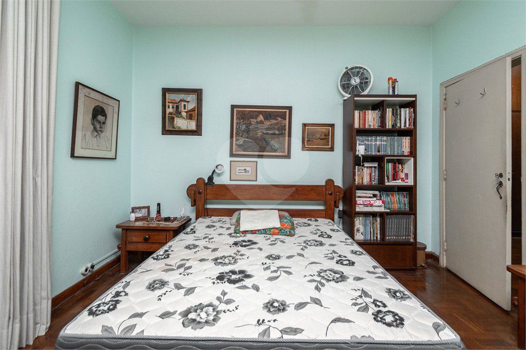 Apartamento à venda com 4 quartos, sendo 1 suíte, em Higienópolis, São Paulo, SP