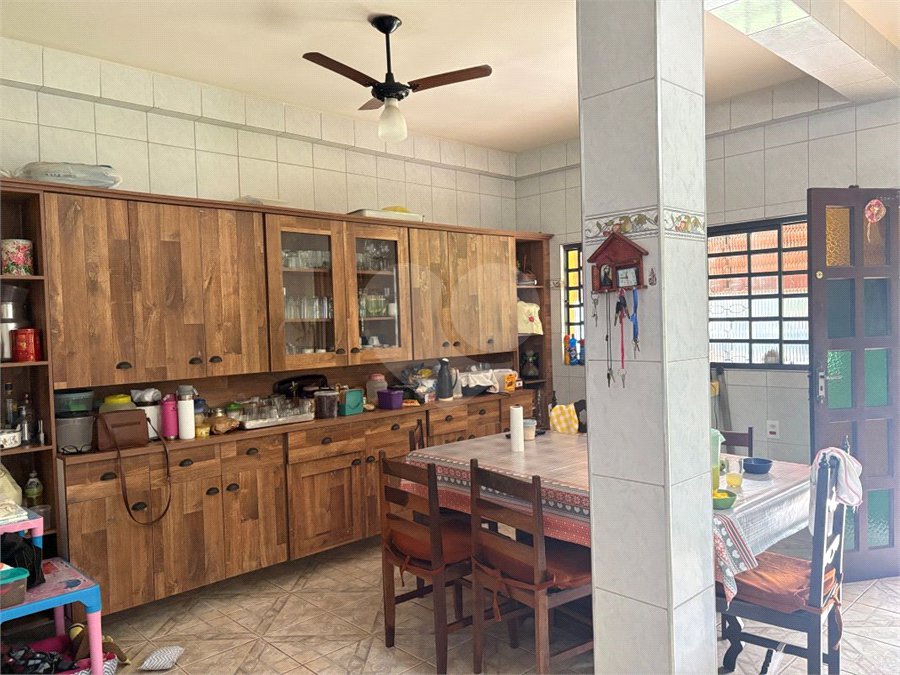 Sítio à venda com 3 quartos, sendo 1 suíte, no Centro, Guararema, SP
