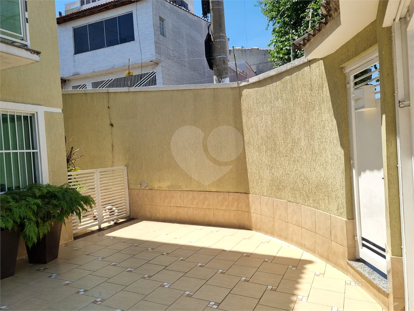 Sobrado à venda com 3 suítes em Vila Guilherme, São Paulo, SP