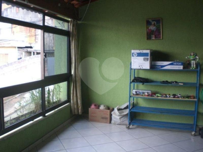 Sobrado à venda com 3 quartos, sendo 1 suíte, em Jardim Peri, São Paulo, SP
