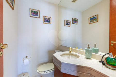 Apartamento à venda com 3 suítes em Alto da Lapa, São Paulo, SP