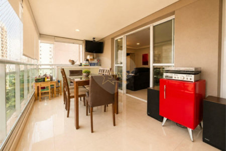 Apartamento à venda com 3 quartos, sendo 1 suíte, em Brooklin, São Paulo, SP