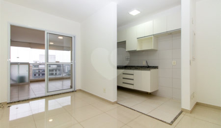 Apartamento à venda ou para alugar com 2 quartos, sendo 1 suíte, em Campo Belo, São Paulo, SP