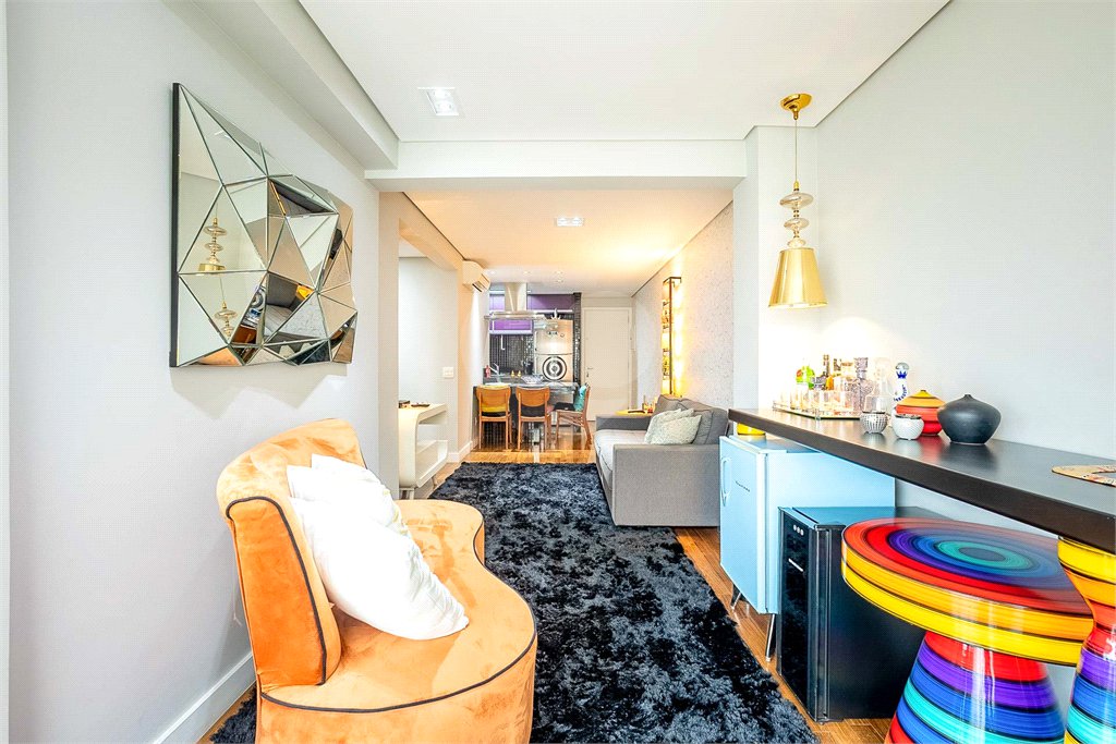 Apartamento à venda ou para alugar com 2 quartos, sendo 1 suíte, em Vila Olímpia, São Paulo, SP