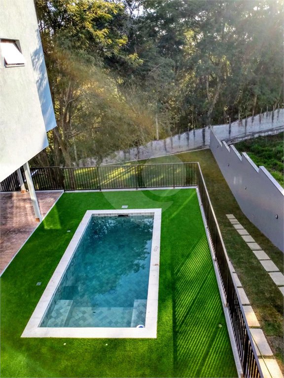 Casa à venda ou para alugar com 4 suítes no Centro, Jambeiro, SP