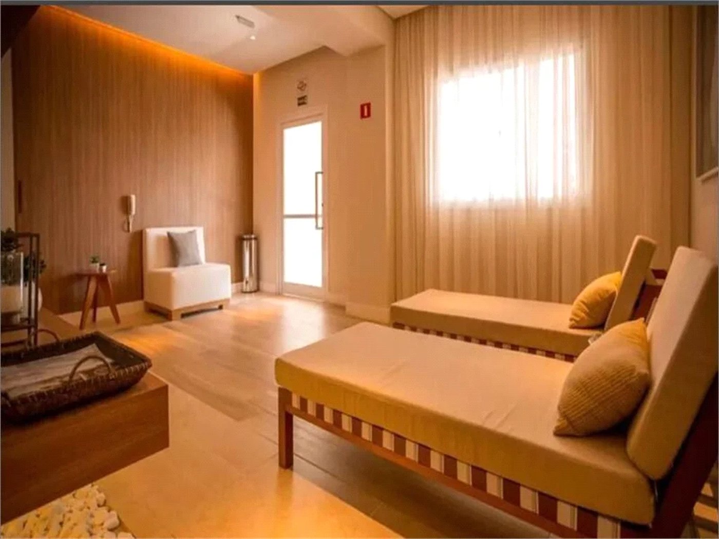 Apartamento à venda com 3 quartos, sendo 1 suíte,  em Jardim Vazani, São Paulo, SP